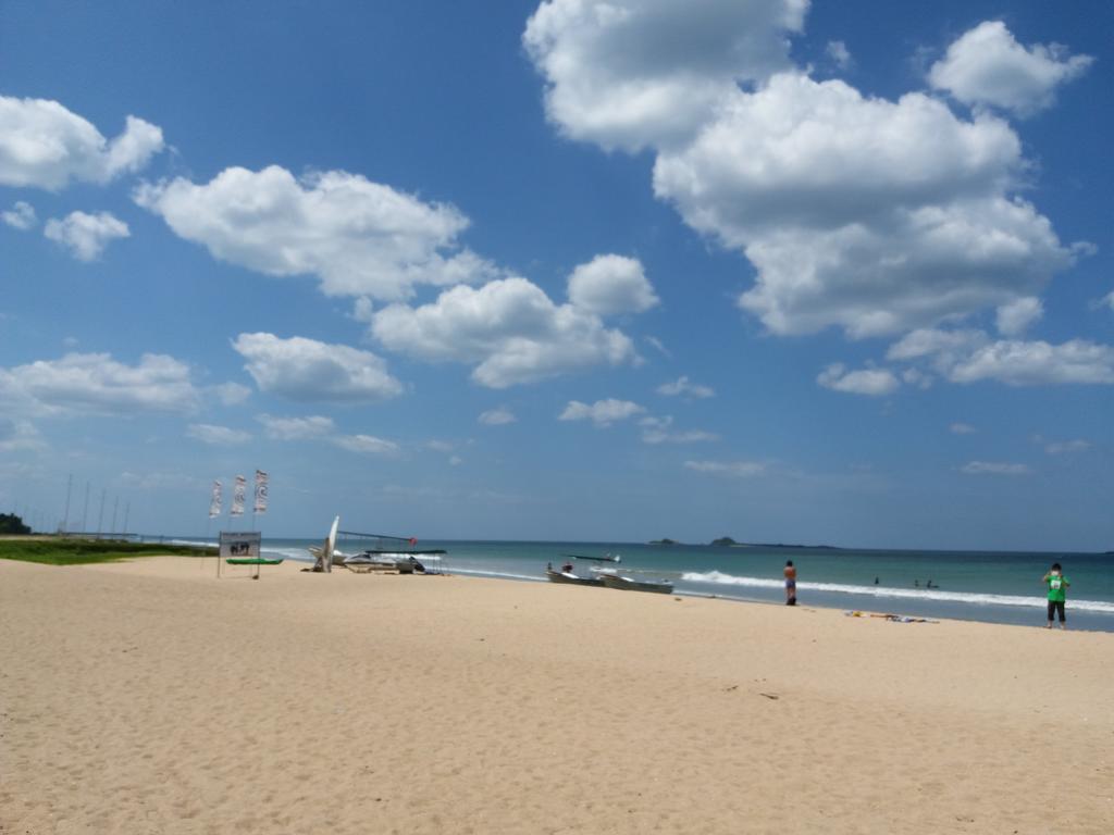 Hotel Marine At Negombo Beach Ngoại thất bức ảnh