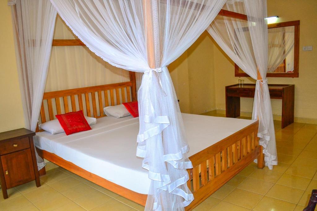 Hotel Marine At Negombo Beach Phòng bức ảnh