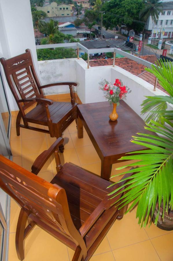Hotel Marine At Negombo Beach Ngoại thất bức ảnh